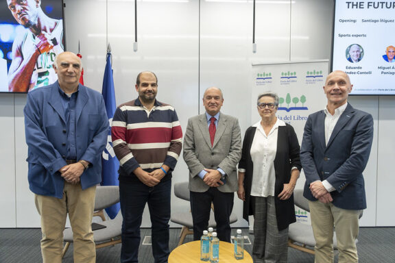 FLMadrid24 en IE charla sobre IA en deporte y literatura
